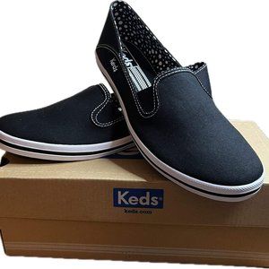 Keds Womens Crashback Black size 8.5 NIB Slip on